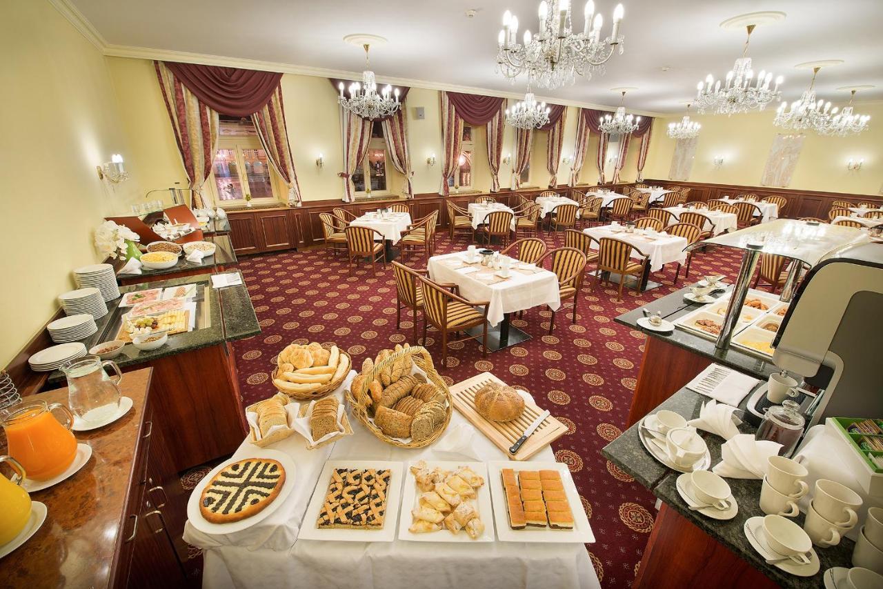 Old Town Bed & Breakfast Τσέσκε Μπουντεγιόβιτσε Εξωτερικό φωτογραφία