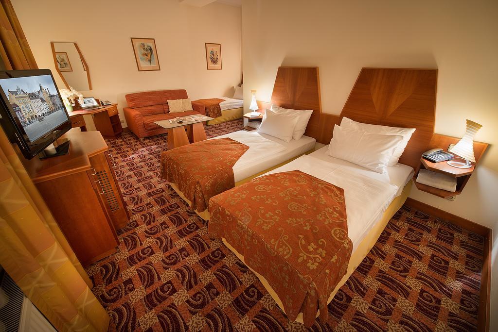 Old Town Bed & Breakfast Τσέσκε Μπουντεγιόβιτσε Εξωτερικό φωτογραφία